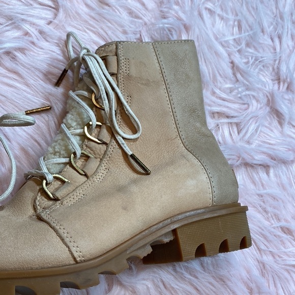 Sorel Phoenix Short Lace Luxe Shearling Fur Booties sz 8 - Picture 5 of 11